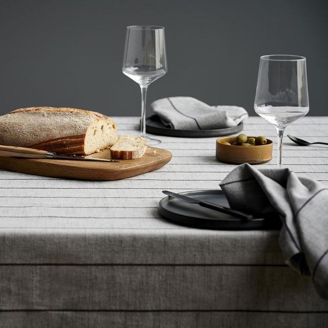 Tischtuch Line Light Grey 140x270cm - Södahl