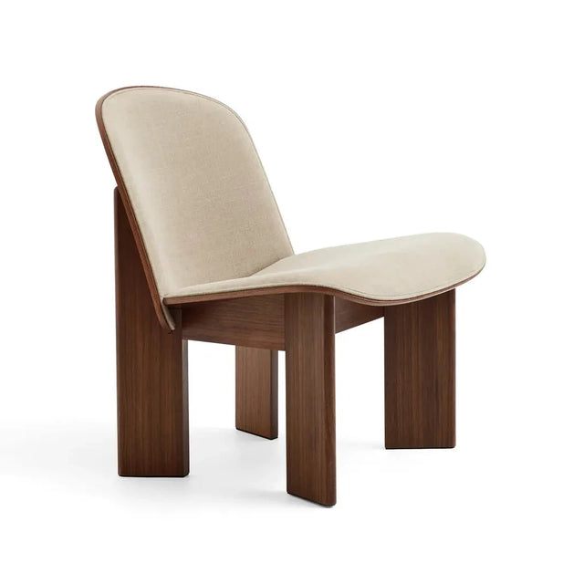HAY Chisel 85 Lounge Chair – Lacquered Walnut mit Polster Linara 216
