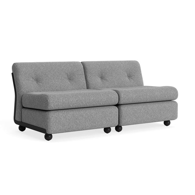 HAY Amanta 2-Sitzer Sofa, Gestell Anthracite, Bezug Hallingdal 126