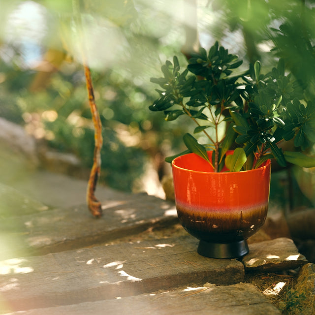 Blumentopf_aus_Keramik_Retro_Cherry_Red_-_HK_Living_Mood