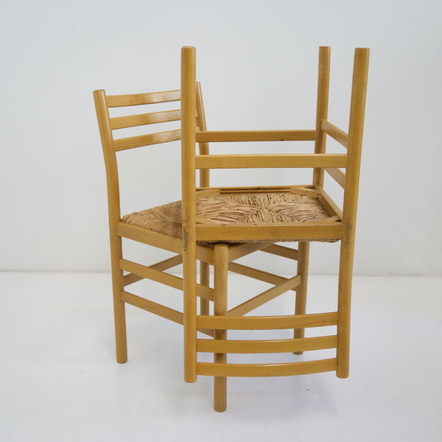 Vintage Stuhl mit Korbgeflecht - DesignWe.Love