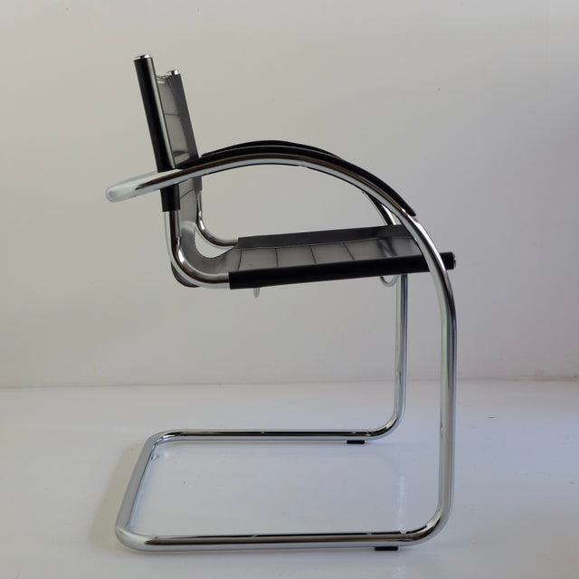 Freischwinger Marcel Breuer Stil schwarzes Leder - Safco