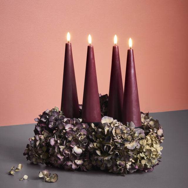 Advent Cone Giftbox - Set aus Kerzen, Kerzenhalter, Fernbedienung - Uyuni Lighting