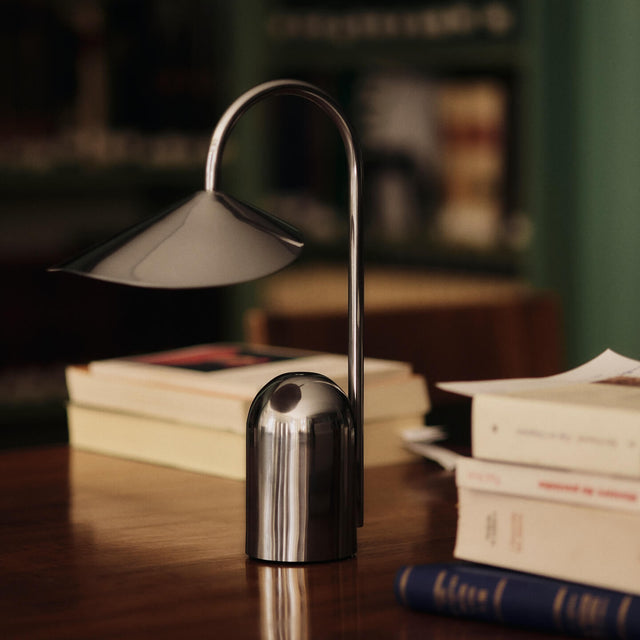 Akkuleuchte Arum Chrom - ferm LIVING