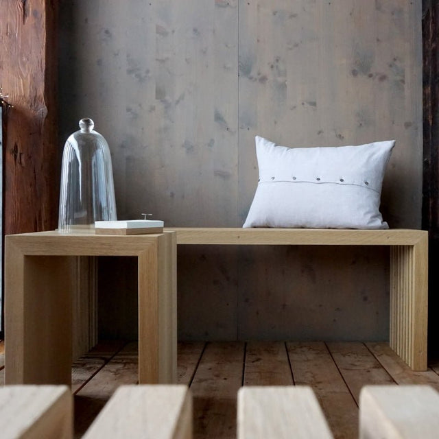 Bank aus Eichenlamellen - Raumgestalt - DesignWe.Love