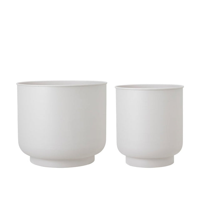 Blumentopf ELIANA aus Metall in Weiß - Wikholm Form - DesignWe.Love