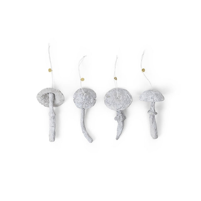 Dekorative Anhänger in Pilz - Form 4er Set Mushroom Ornaments - ferm LIVING - DesignWe.Love