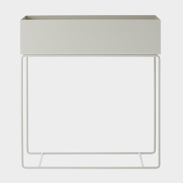 ferm LIVING Plant Box in Hellgrau – Blumenkasten aus Metall mit Füßen