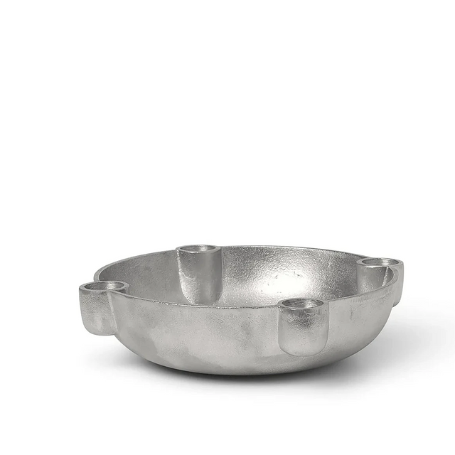 ferm LIVING Bowl Medium Aluminium – Adventskranz aus recyceltem Aluminium, Ø 20 cm