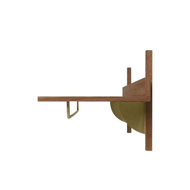 ferm LIVING Sector Rack – Wandgarderobe aus geräucherter Eiche mit Messing Seitenansicht