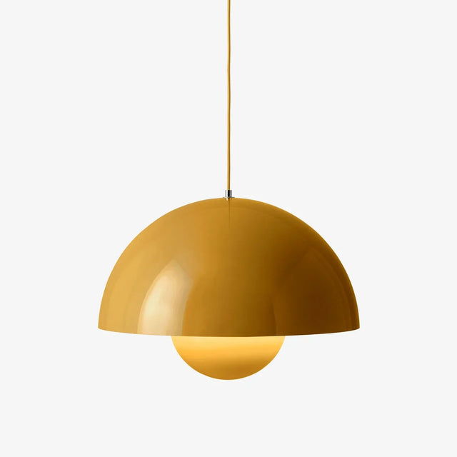 Flowerpot VP2 Pendelleuchte Mustard Ø 50 cm von &Tradition – große Hängelampe von Verner Panton