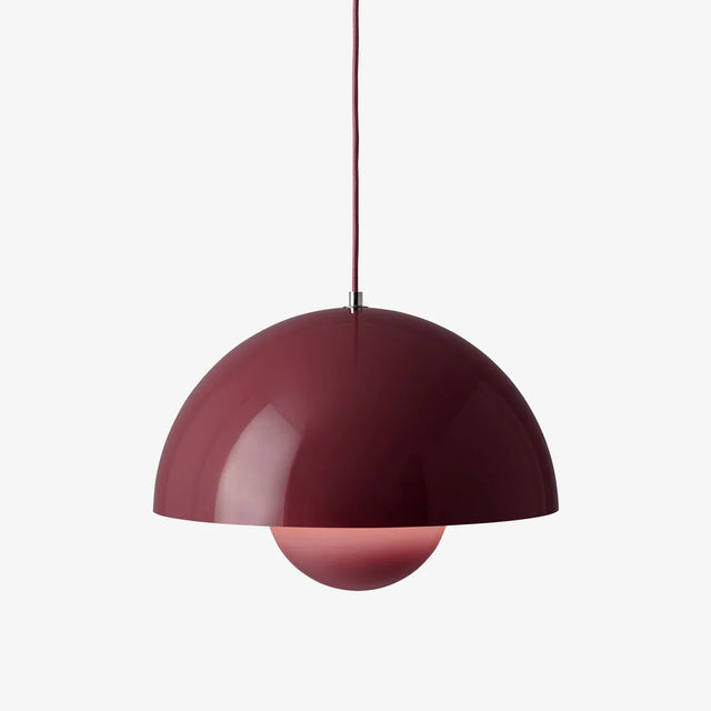 Flowerpot VP7 Pendelleuchte Dark Plum Ø 37 cm von &Tradition – Packshot