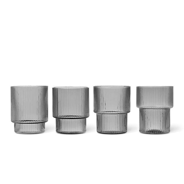 Geriffelte Gläser Ripple grau - Trinkgläser im 4er Set von ferm LIVING