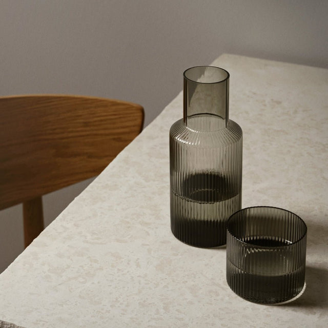 Karaffe und Glas im Set Ripple - ferm LIVING - DesignWe.Love