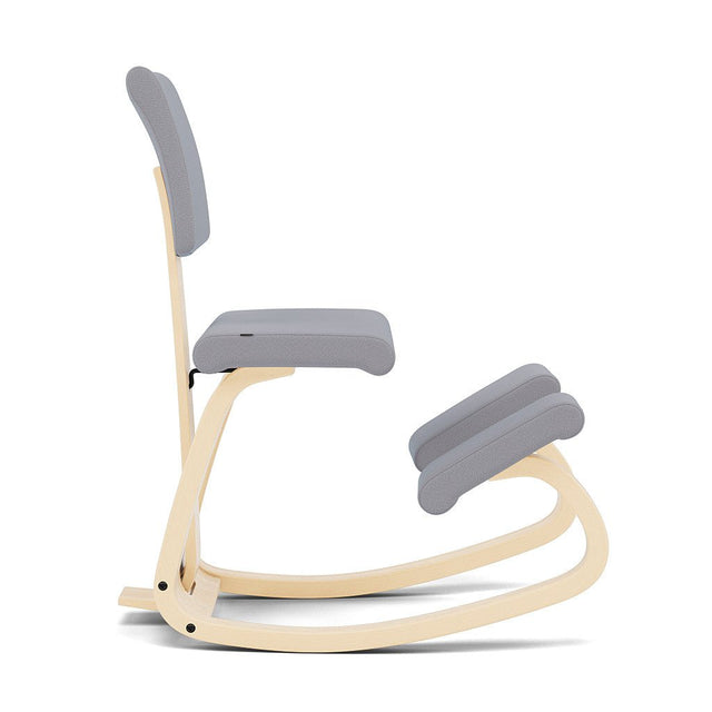 Varier Kniestuhl Variable Plus mit Rückenlehne, Holzfarbe Esche natur, Bezug Grau (Tonal 60123) – Ansicht 2