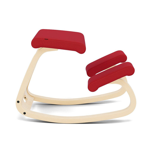 Varier Kniestuhl Variable, Holzfarbe Esche natur, Bezug Rot (Tonal 64208) – ergonomischer Original Kniestuhl von Peter Opsvik