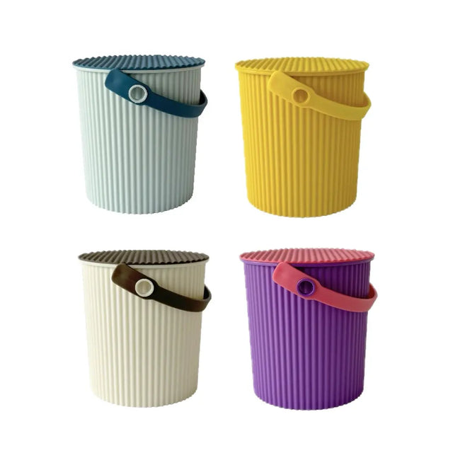 Hachiman Omnioutil Eimer Baby 0,7L in vielen Farben – japanischer Designklassiker, BPA-frei, 100% recyceltes Polypropylen, mit Elastomer-Deckel
