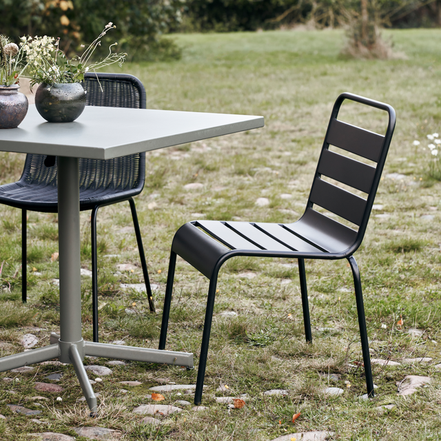 Outdoor Stuhl Helo Schwarz - House Doctor