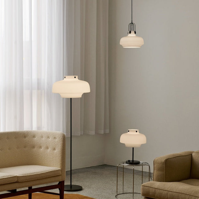 SC7 Copenhagen Pendelleuchte Opal - &Tradition - DesignWe.Love
