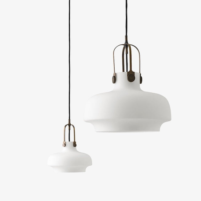 SC7 Copenhagen Pendelleuchte Opal - &Tradition - DesignWe.Love