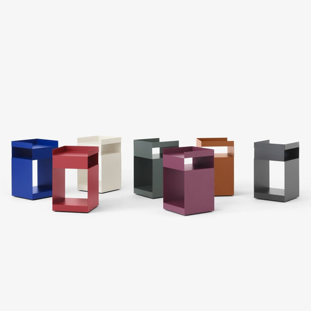 SC73 Rotate Beistelltisch Merlot - &Tradition - DesignWe.Love