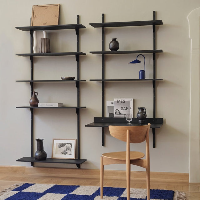 Schreibtisch schwarz/messing Sector Desk Wandbefestigung - ferm LIVING - DesignWe.Love