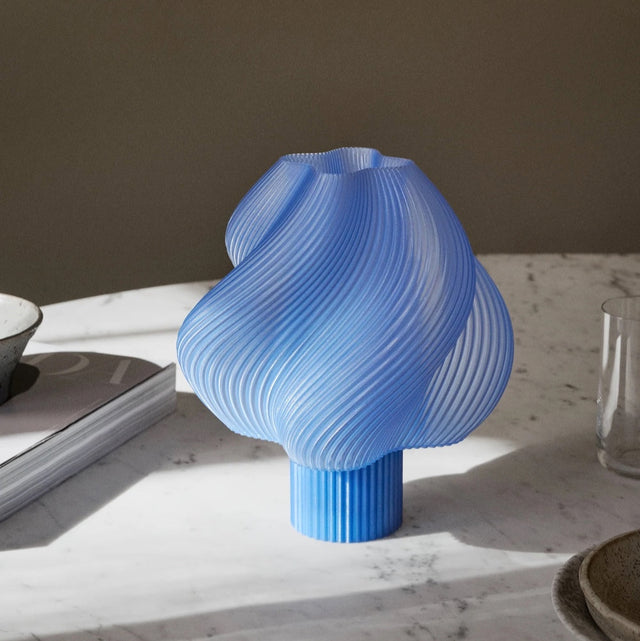 Soft Serve Akkuleuchte Blueberry Sorbet - Crème Atelier