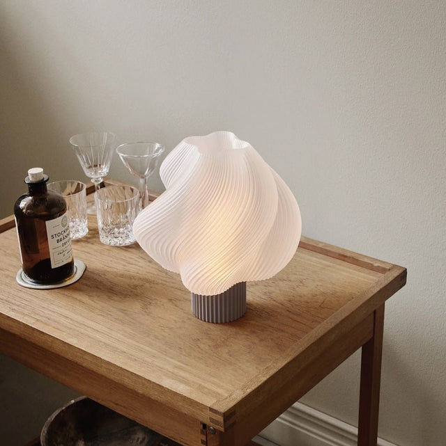 Soft Serve Tischleuchte Mocha - Crème Atelier - DesignWe.Love