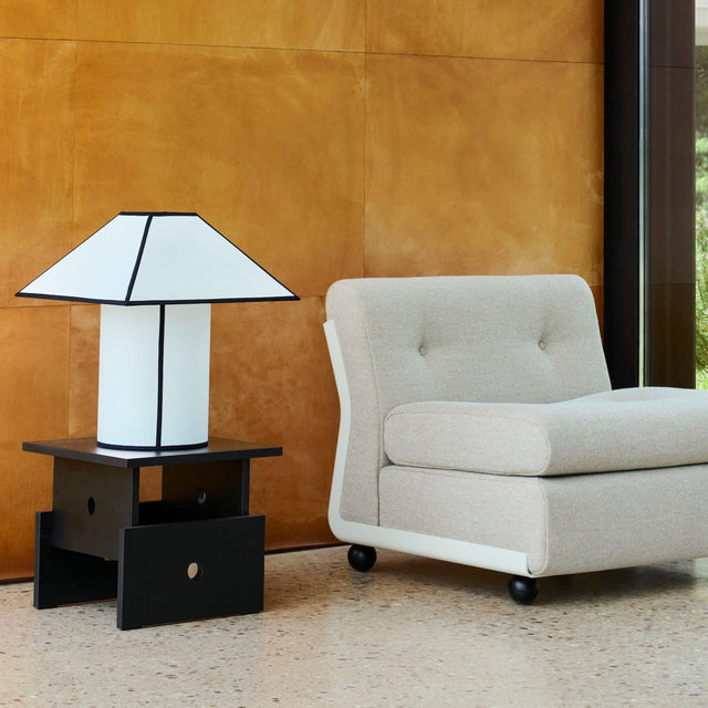 Tischleuchte Ava Pyramid Lamp 450 - HAY