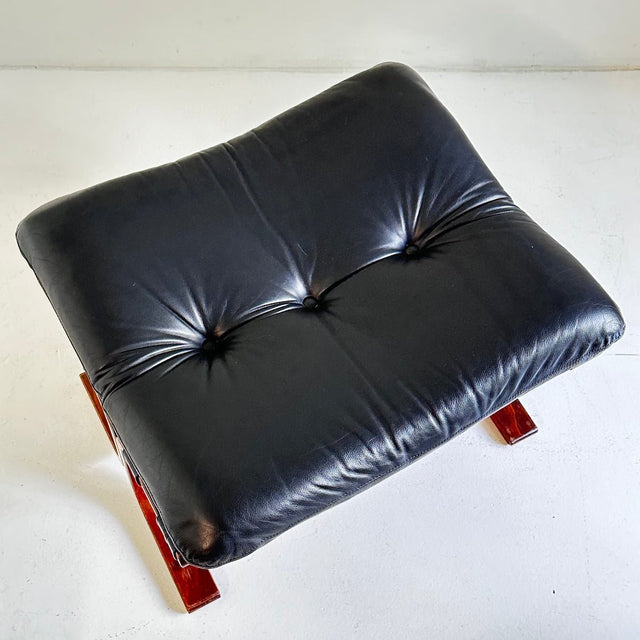 Vintage Sessel mit Ottoman Siesta - Ingmar Relling für Rybo Rykken Co - DesignWe.Love