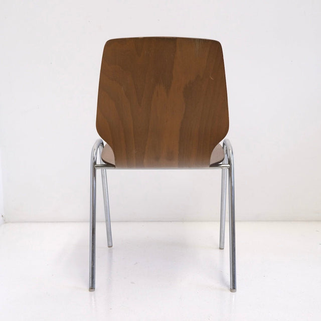 Vintage Stapelstuhl - Schalenstuhl Designmoebel - DesignWe.Love