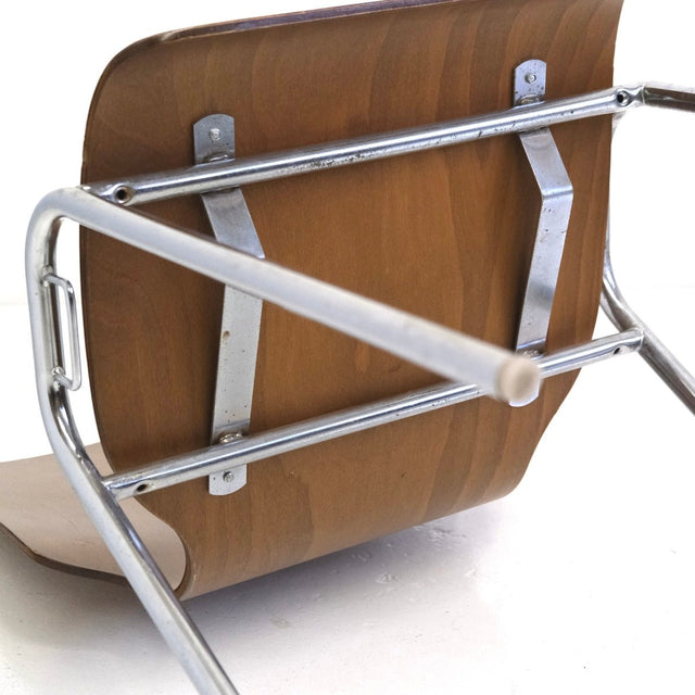 Vintage Stapelstuhl - Schalenstuhl Designmoebel - DesignWe.Love