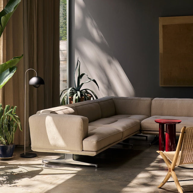 VP12 Flowerpot Stehleuchte Schwarz - &Tradition - DesignWe.Love