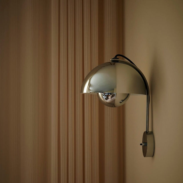 VP8 Flowerpot Wandleuchte Chrom - &Tradition - DesignWe.Love