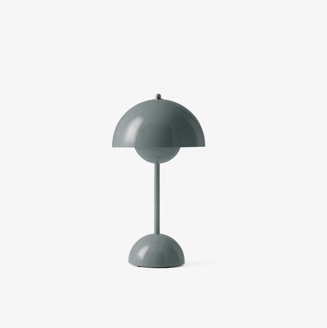 VP9 Flowerpot Akkuleuchte Stone Blue - &Tradition - DesignWe.Love