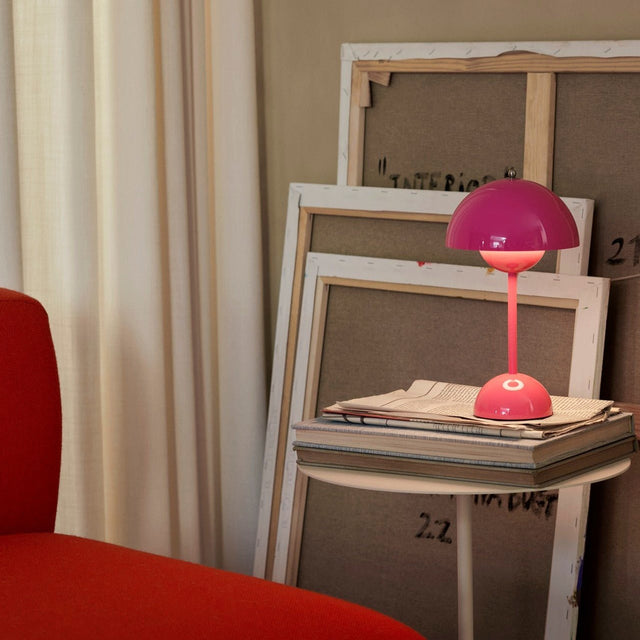 VP9 Flowerpot Akkuleuchte Tangy Pink - &Tradition - DesignWe.Love