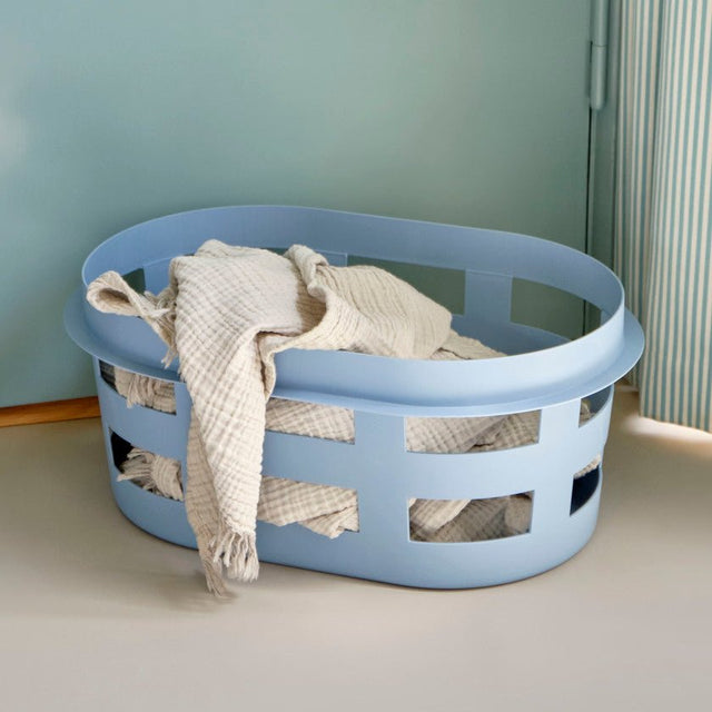 Wäschekorb Basket Soft Blue - HAY - DesignWe.Love