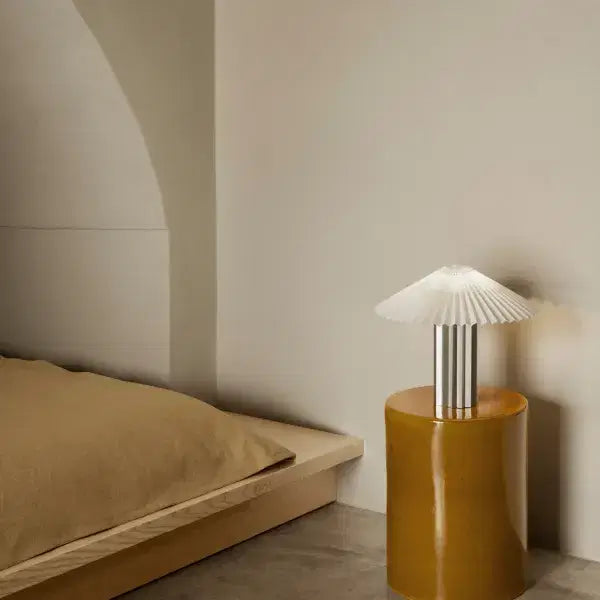 Tischleuchte TAITE Farbe Lily White -blomus