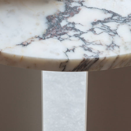 Marmorplatte Beistelltisch Androgyne Side Table - Audo