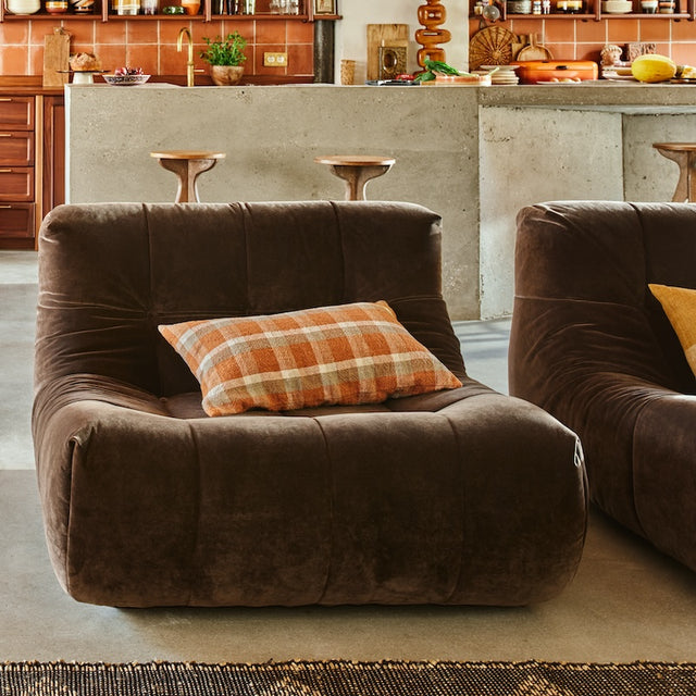 Sessel Lazy Lounge Chair Royal Velvet Espresso - HK Living