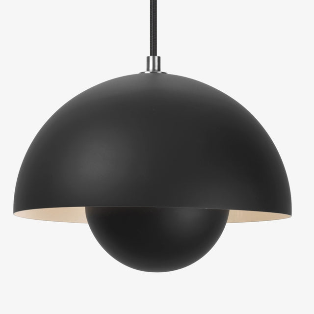 VP1 Flowerpot Pendelleuchte Matt Black - &Tradition