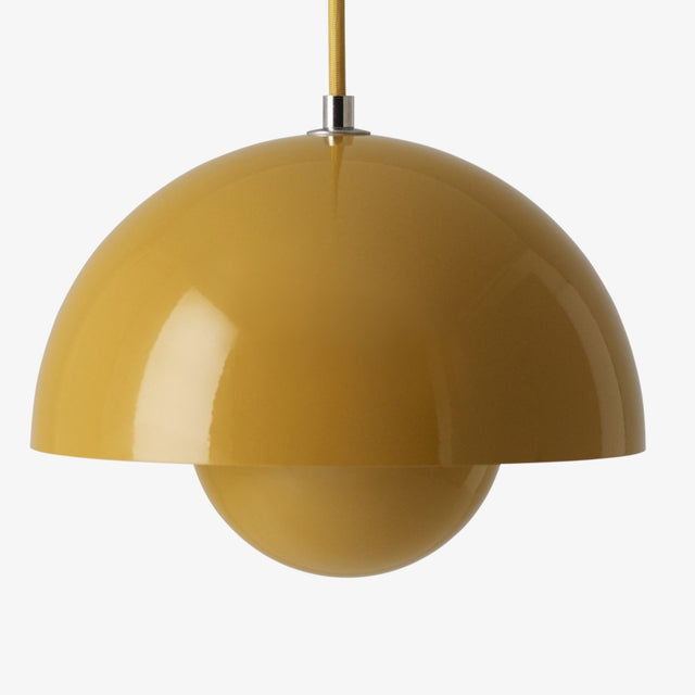 VP1 Flowerpot Pendelleuchte Mustard - &Tradition