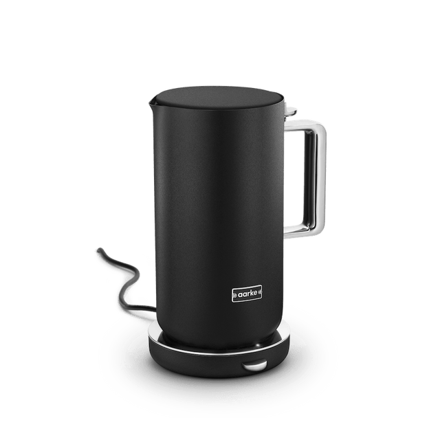 Aarke Kettle Wasserkocher in Mattschwarz frontal