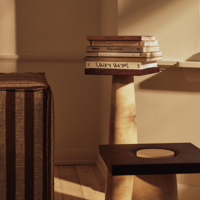 Beistelltisch Grova Pedestal - Travertine - Ferm Living