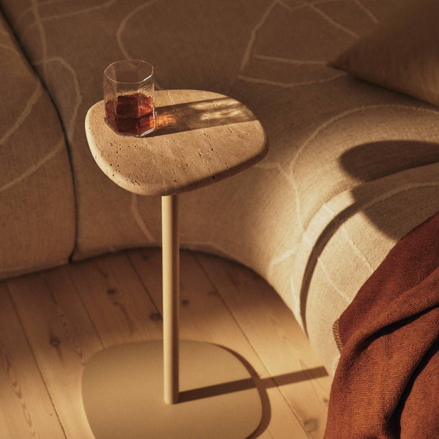 Beistelltisch Plyo - Light Cashmere - Ferm Living - DesignWe.Love