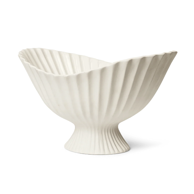 ferm LIVING Fountain Centrepiece 41 cm Keramik Off-white – große Schale mit Fuß
