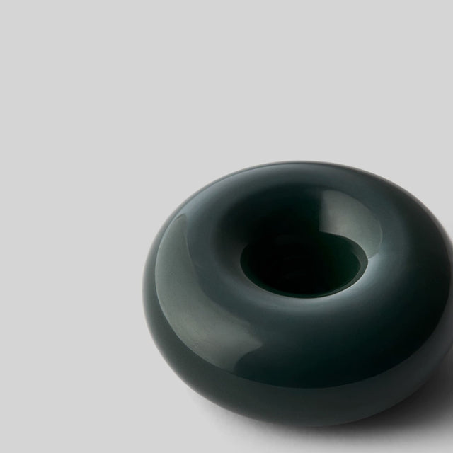 Kerzenhalter aus Keramik BOB Dark Green Small - Studio About