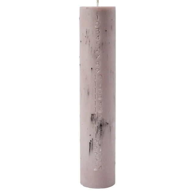 ferm LIVING Mura Adventskerze Orchid – Adventskerze in Flieder