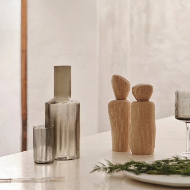 Cairn Grinder Gewürzmühle Eiche Pebble - ferm LIVING