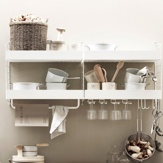 Gläserschienen 20cm schwarz - String Furniture - DesignWe.Love